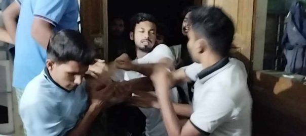 জুনিয়রদের রুমে ডাকা নিয়ে কুবিতে দুই পক্ষের সংঘর্ষ