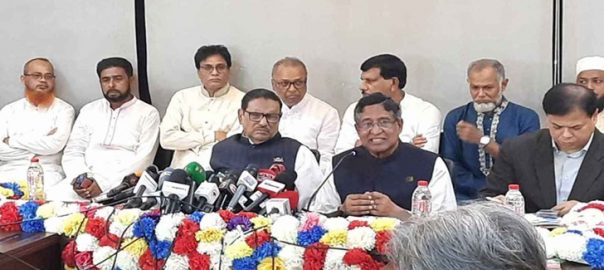 গণতন্ত্র রক্ষায় শেখ হাসিনাকে ক্ষমতায় রাখতে হবে : ওবায়দুল কাদের