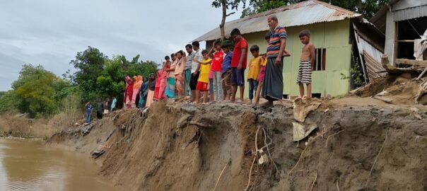 ভয়ংকর নদী ভাঙ্গন
