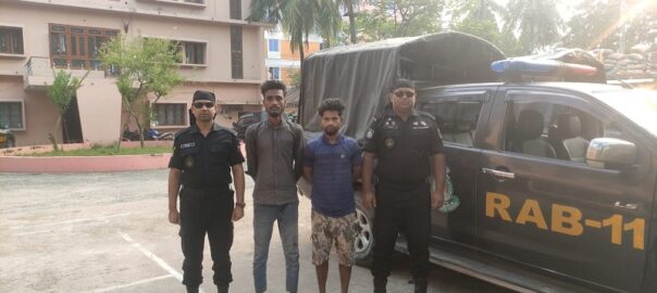 কুমিল্লায় গাঁজা ও ফেন্সিডিলসহ