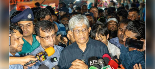 ট্যাক্স কমিয়েও দাম কমছে না