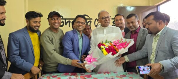 গণমাধ্যমের স্বাধীনতার জন্য লড়াই করছি