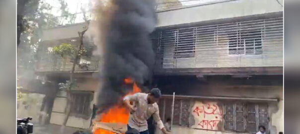 নোয়াখালীতে ওবায়দুল কাদেরের বাড়িতে