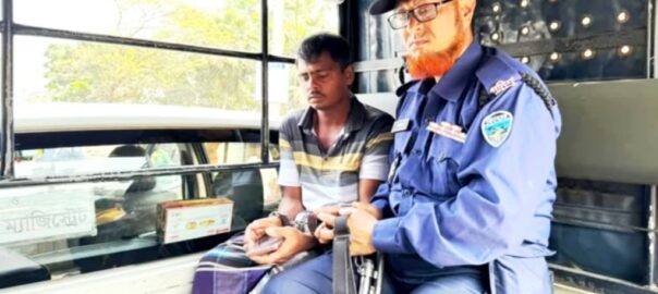 শাহরাস্তিতে মরা গরুর মাংস বিক্রি করায় ব্যবসায়ীকে ১০ হাজার টাকা জরিমানা