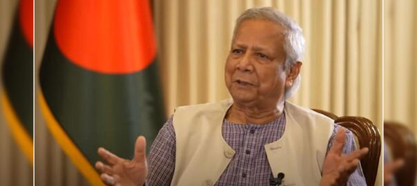 একটা পলাতক দল অস্থিতিশীল করার জন্য