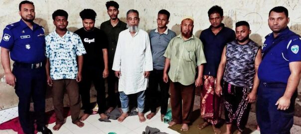 শাসনগাছায় আ’লীগের ঝটিকা মিছিল, ৮ জন গ্রেফতার