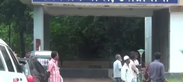 স্বামীর লাশ নিয়ে বাড়ি ফেরার পথে স্ত্রীর মৃত্যু