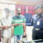 চৌদ্দগ্রামে স্মার্টফোন ফেরত দিয়ে প্রশংসায় ভাসছেন অটোরিকশা চালক শাহাদাত