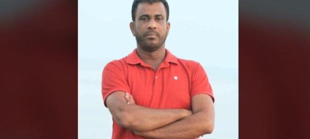 কুমিল্লার চৌদ্দগ্রামে ভারতীয় শাড়ি, থ্রি-পিসহ আ’লীগ নেতা আটক