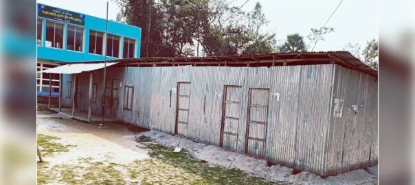 মনোহরগঞ্জে বন্যায় ক্ষতিগ্রস্ত শতাধিক বিদ্যালয় দেড় বছরেও সংস্কারহীন