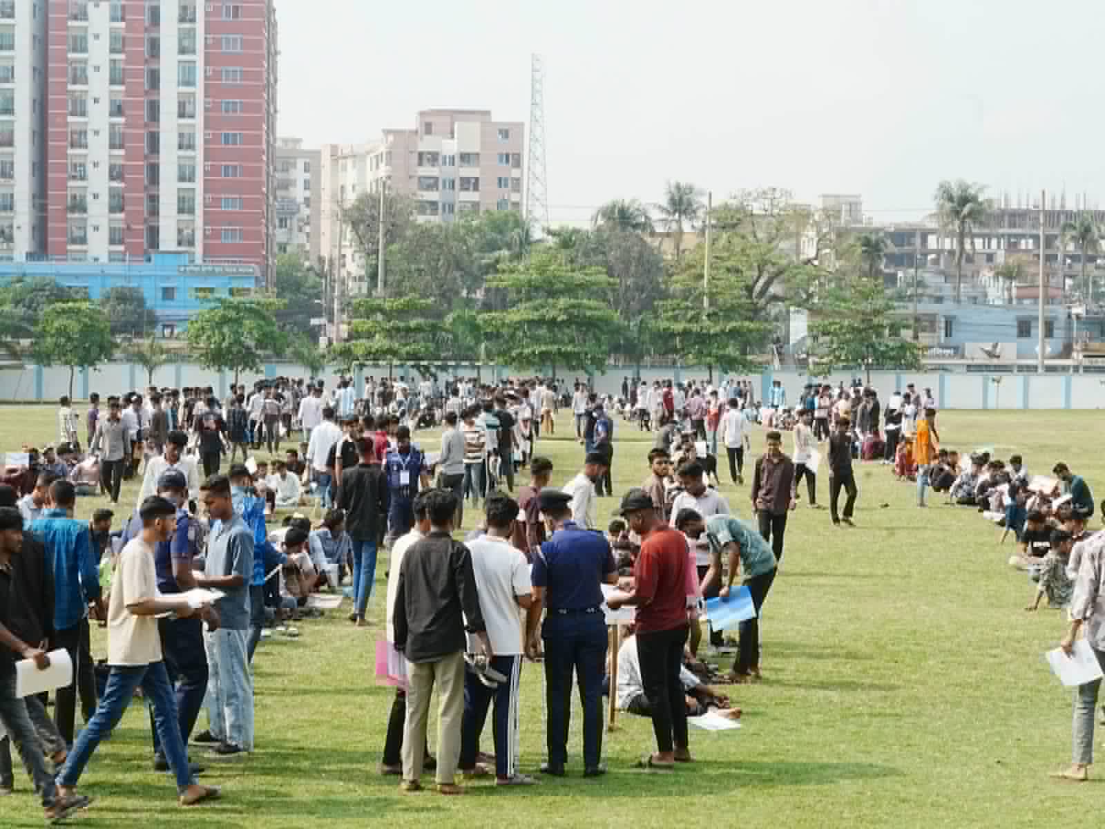 নিয়োগ কার্যক্রম সম্পূর্ণ স্বচ্ছতার ভিত্তিতে সম্পন্ন হবে: কুমিল্লা পুলিশ সুপার আনিসুজ্জামান