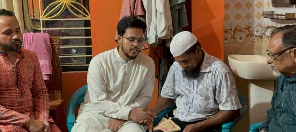 জুলাই শহীদ পরিবারের পাশে থাকার আশ্বাস এনসিপি মেয়র প্রার্থী তরিকুল ইসলামের