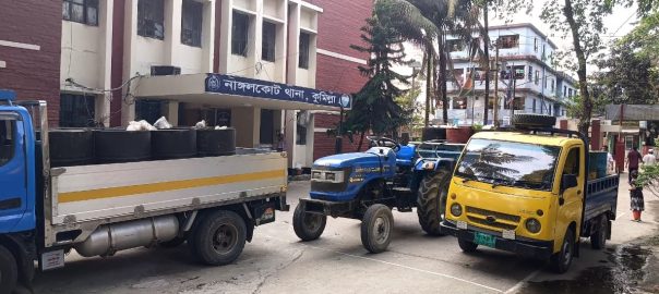 নাঙ্গলকোটে অভিযান চালিয়ে বিপুল পরিমাণ তেল জব্দ, আটক ১