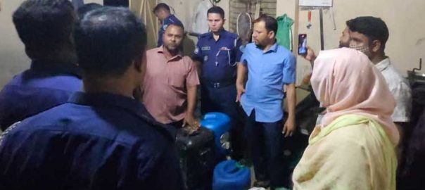 কুমিল্লায় অকটেন সিন্ডিকেটের বিরুদ্ধে অভিযান; ২১৫ লিটার জ্বালানি জব্দ
