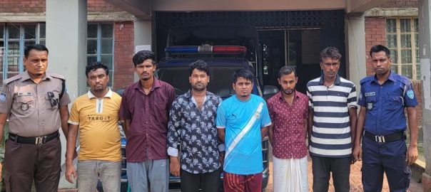 কুমিল্লার ব্রাহ্মণপাড়ায় পৃথক অভিযানে ৬ জন গ্রেপ্তার